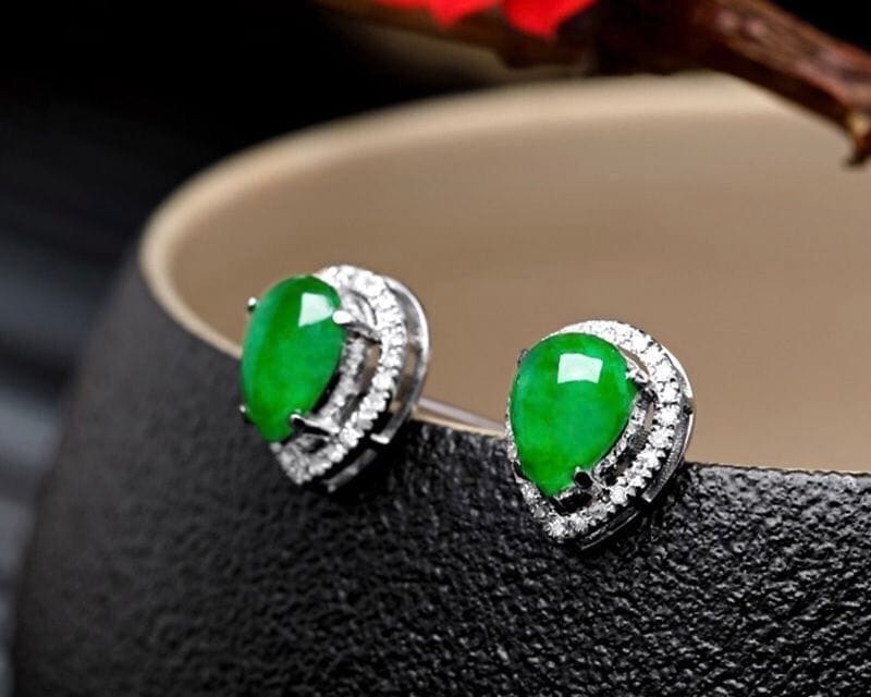 Bieauli Jewellery London Earrings Exquisite Heart Stud Earrings, Natural Emerald Stud Earrings