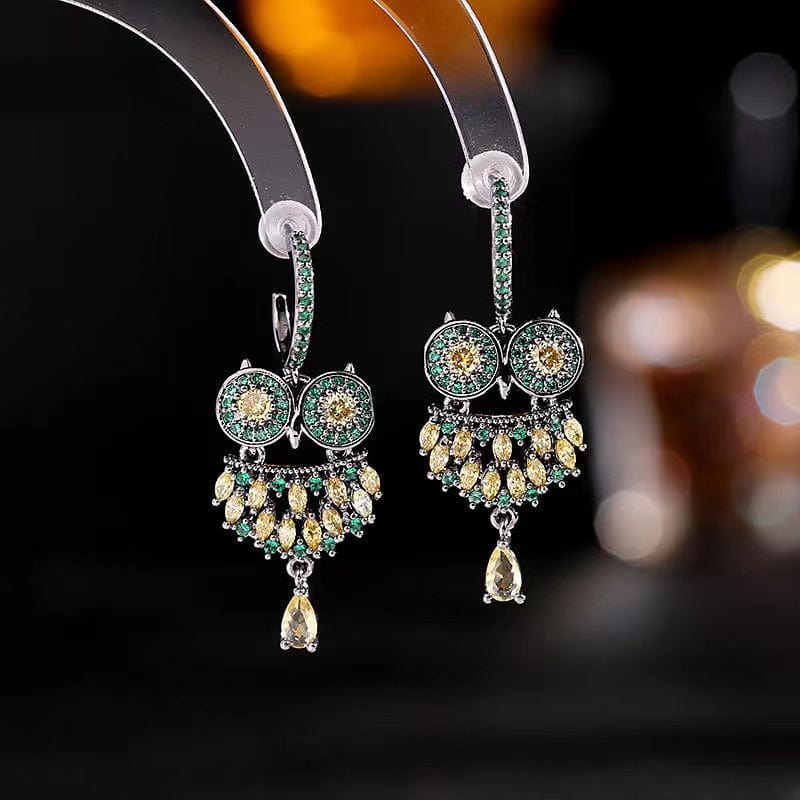 Bieauli Jewellery London Earrings Silver Pin Owl Earrings with Diamond